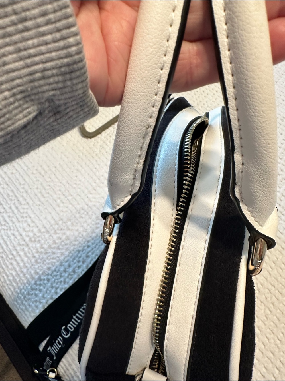 Juicy Couture Black & White Strawberry Patch Purse Arm and Shoulder Strap NWT - Picture 6 of 13